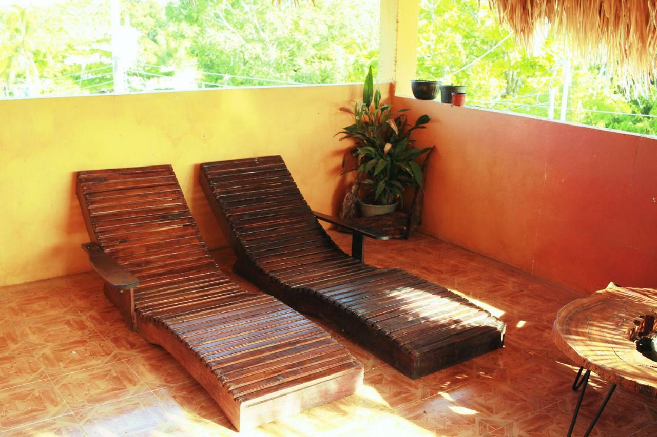 Black Jaguar Hostel Bacalar Kültér fotó